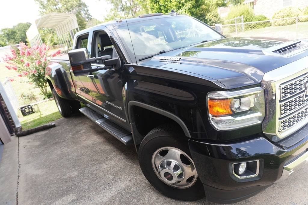 2018 GMC Sierra 3500HD Denali — Pickup Truck — 122,649 mi — Dawsonville, GA