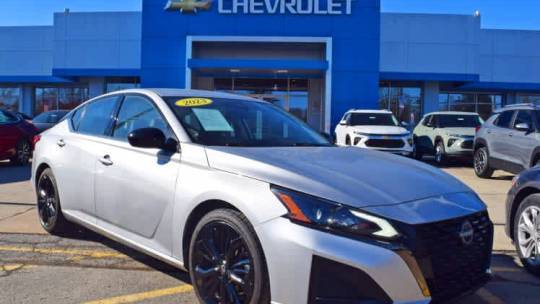 2023 Nissan Altima SR — Sedan — 55,656 mi — Indianapolis, IN