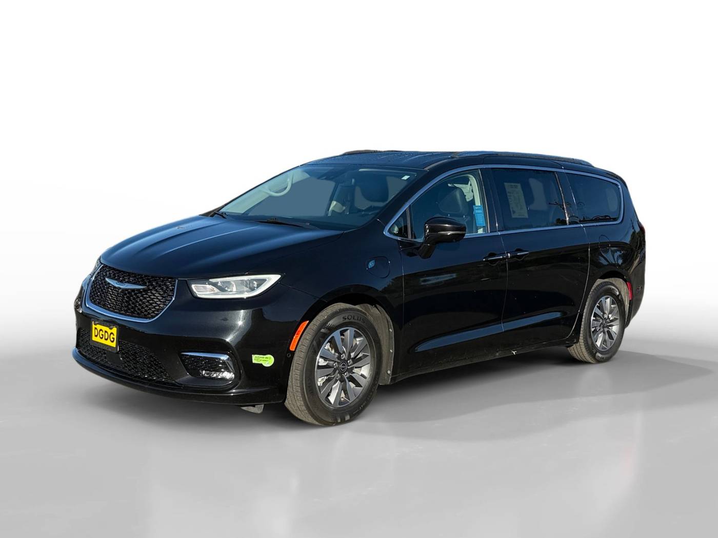 2021 Chrysler Pacifica Hybrid Touring L — Minivan — 66,145 mi — San Jose, CA