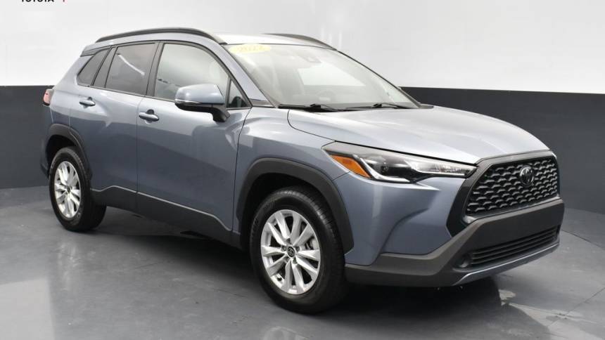 2022 Toyota Corolla Cross LE — SUV — 46,861 mi — Muncie, IN