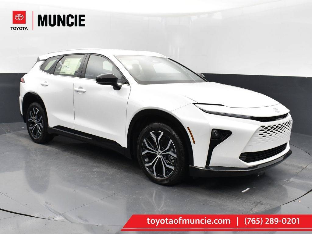 2025 Toyota Crown Signia XLE — SUV — 6,226 mi — Muncie, IN
