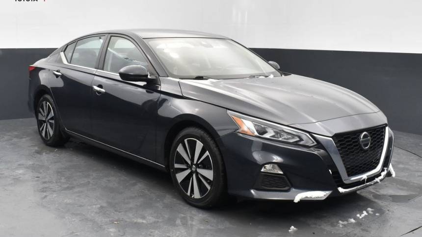 2022 Nissan Altima SV — Sedan — 66,021 mi — Muncie, IN