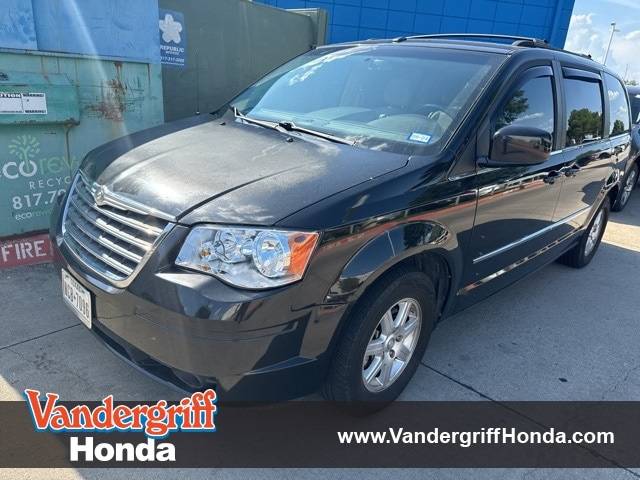 2010 Chrysler Town & Country Touring Plus — Minivan — 128,324 mi — Arlington, TX