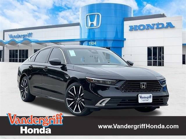 2025 Honda Accord Hybrid Touring — Sedan — 2,692 mi — Arlington, TX