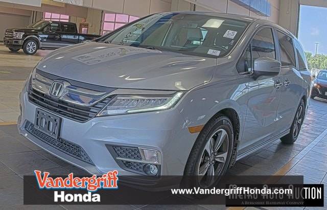 2019 Honda Odyssey Touring — Minivan — 83,288 mi — Arlington, TX