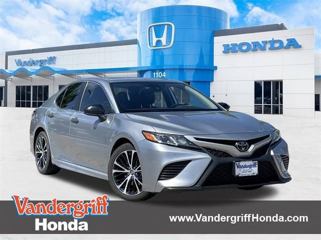 2020 Toyota Camry SE — Sedan — 106,865 mi — Arlington, TX