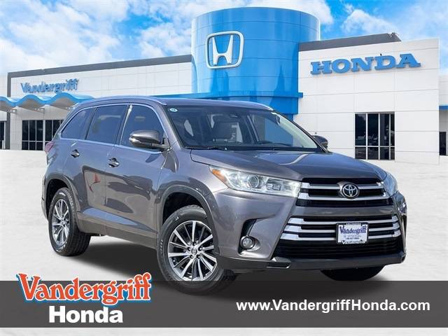 2019 Toyota Highlander XLE — SUV — 181,236 mi — Arlington, TX