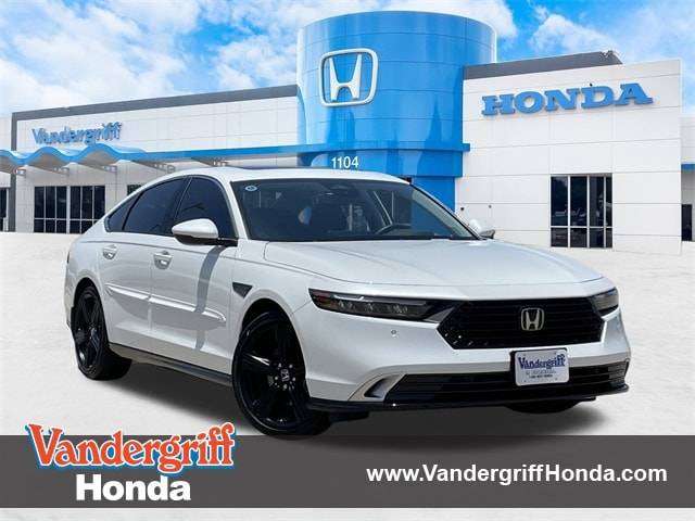 2024 Honda Accord Hybrid Touring — Sedan — 5,571 mi — Arlington, TX