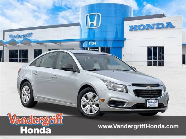 2016 Chevrolet Cruze Limited L — Sedan — 105,066 mi — Arlington, TX