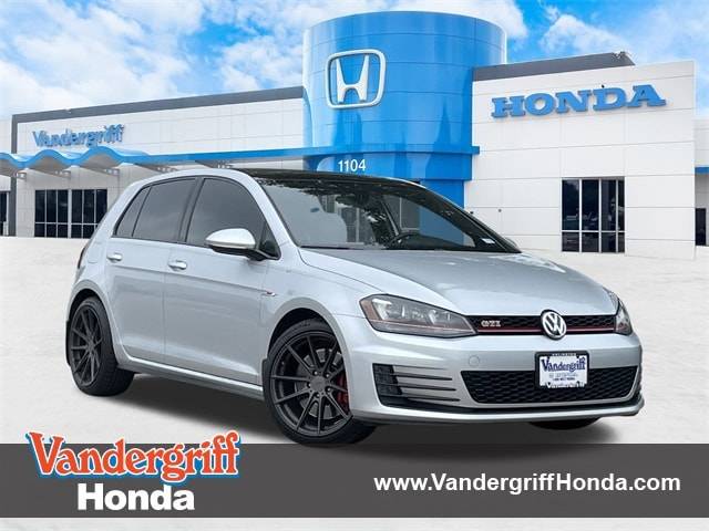 2017 Volkswagen Golf GTI SE — Hatchback — 111,118 mi — Arlington, TX