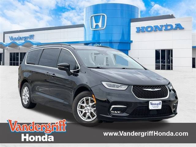 2022 Chrysler Pacifica Touring L — Minivan — 60,919 mi — Arlington, TX