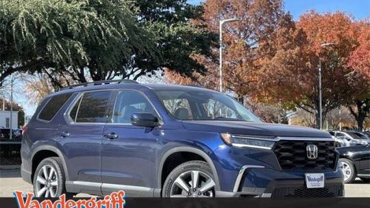 2025 Honda Pilot Touring — SUV — 9,728 mi — Arlington, TX