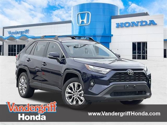 2023 Toyota RAV4 XLE Premium — SUV — 13,538 mi — Arlington, TX