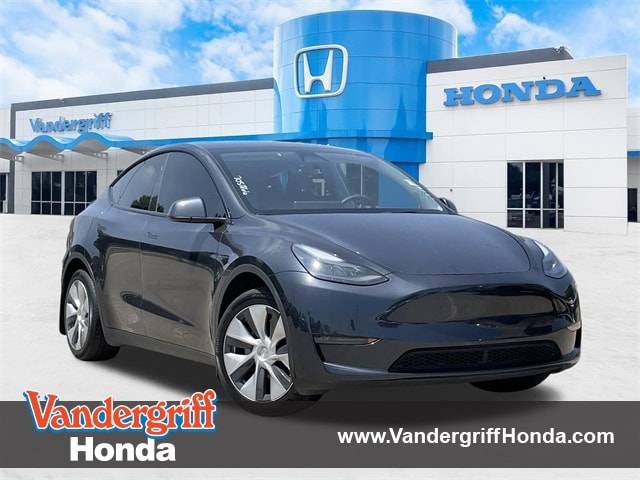 2024 Tesla Model Y Standard Range — SUV — 21,610 mi — Arlington, TX