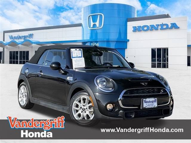 2019 MINI Convertible Cooper S — Convertible — 64,354 mi — Arlington, TX