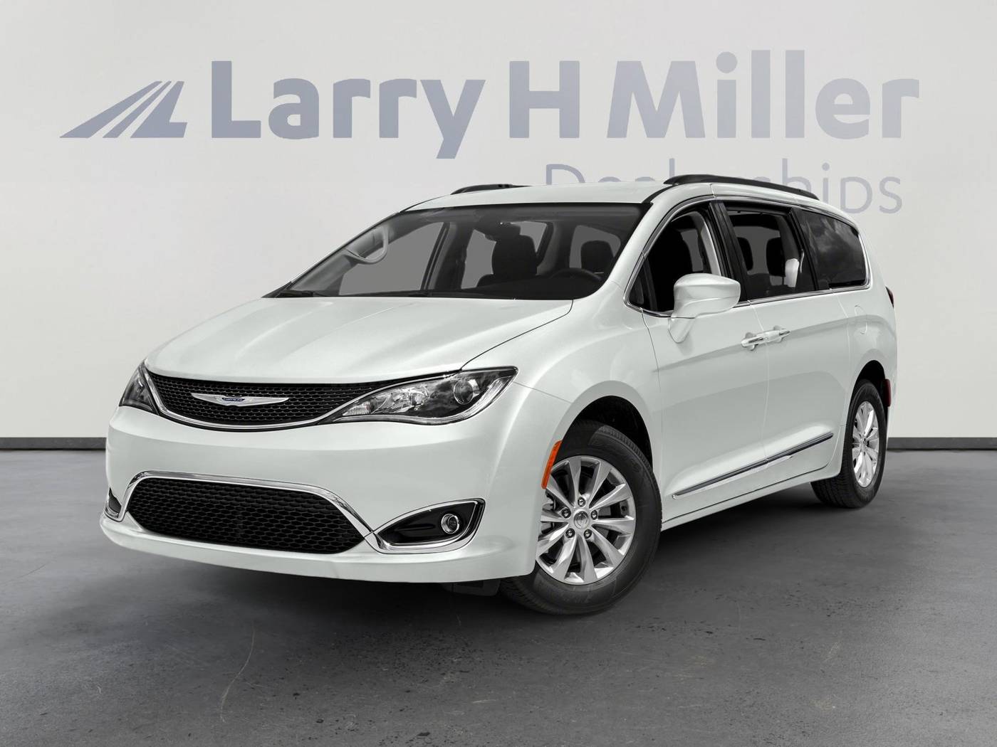 2018 Chrysler Pacifica Touring L — Minivan — 60,000 mi — Albuquerque, NM