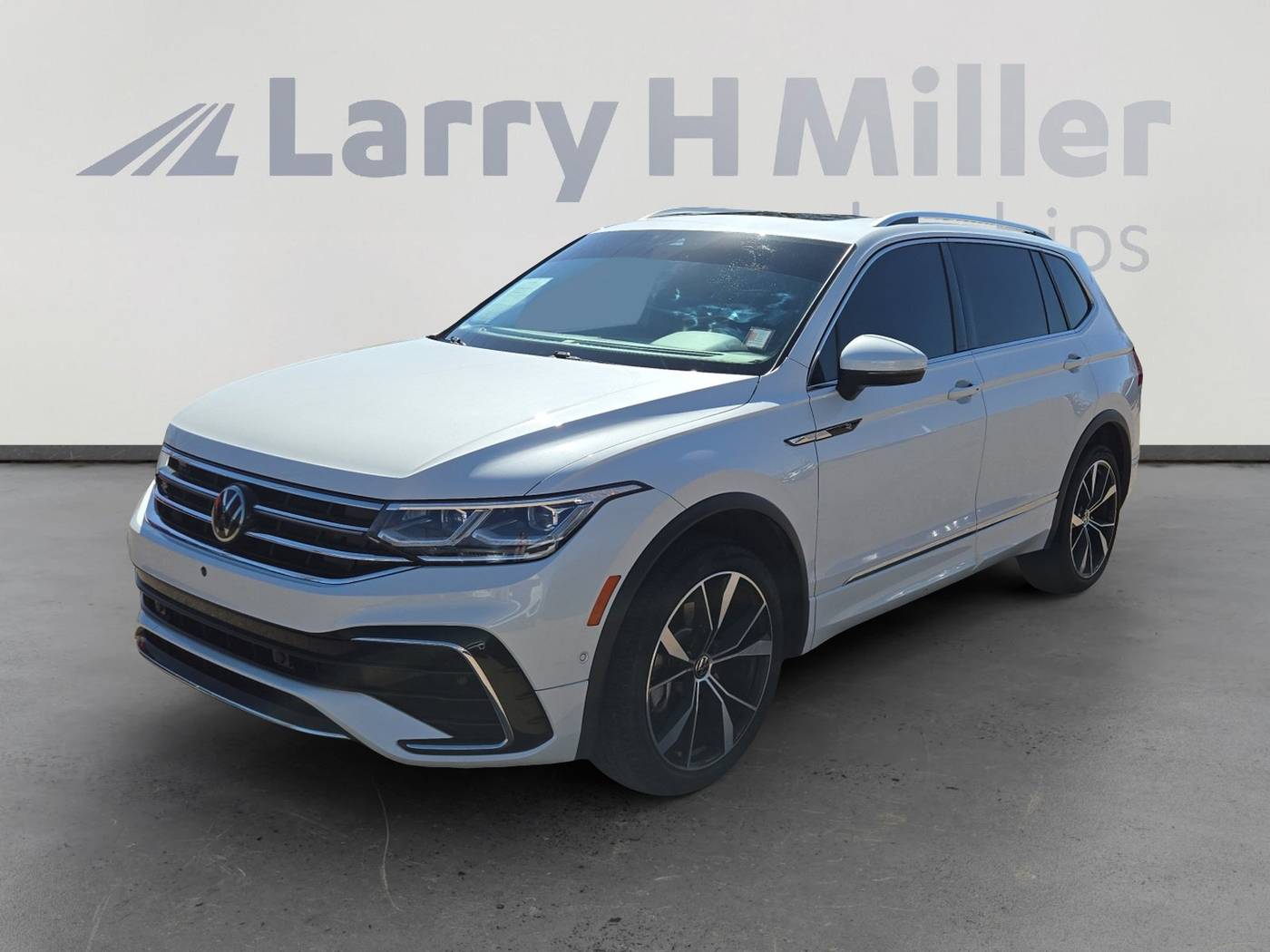 2022 Volkswagen Tiguan SEL R-Line — SUV — 32,544 mi — Albuquerque, NM