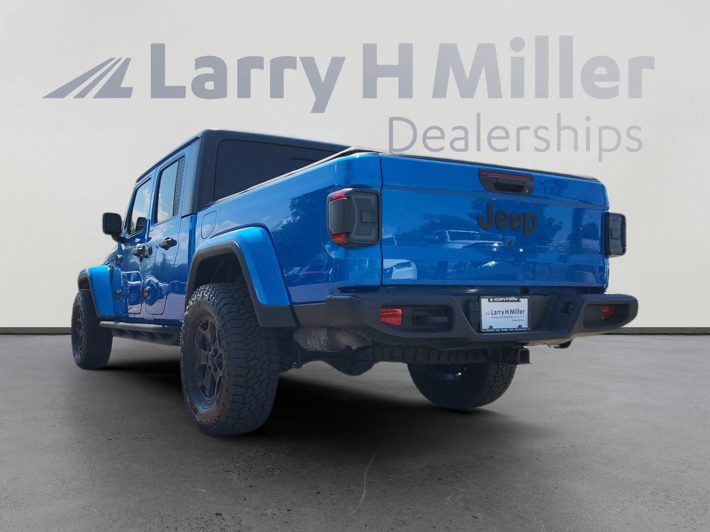 Thumbnail 3