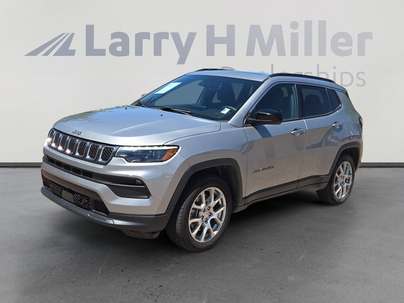 2023 Jeep Compass Latitude Lux — SUV — 57,716 mi — Albuquerque, NM