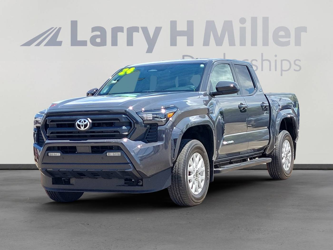 2024 Toyota Tacoma SR5 — Pickup Truck — 18,112 mi — Albuquerque, NM