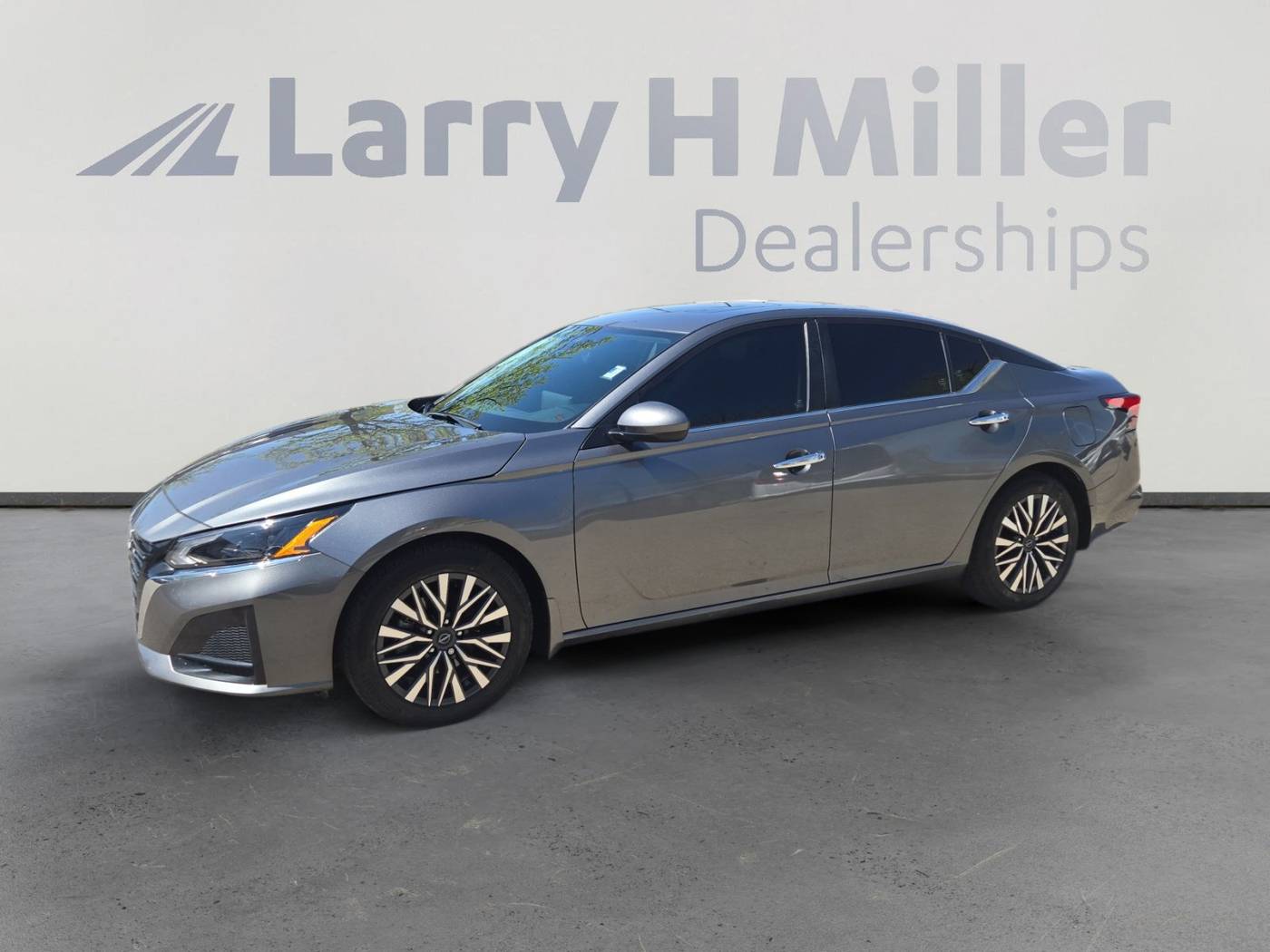 2023 Nissan Altima SV — Sedan — 17,802 mi — Albuquerque, NM