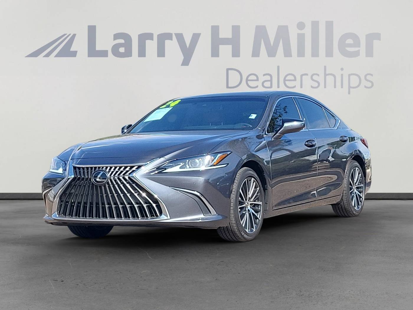 2024 Lexus ES ES 300h — Sedan — 60,000 mi — Albuquerque, NM
