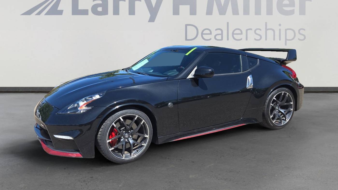 2020 Nissan 370Z NISMO