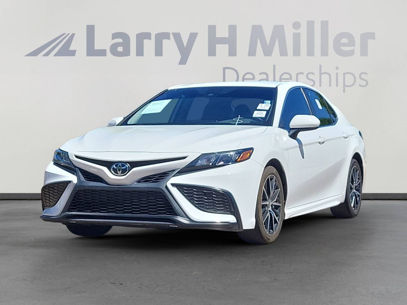 2021 Toyota Camry SE — Sedan — 106,253 mi — Albuquerque, NM
