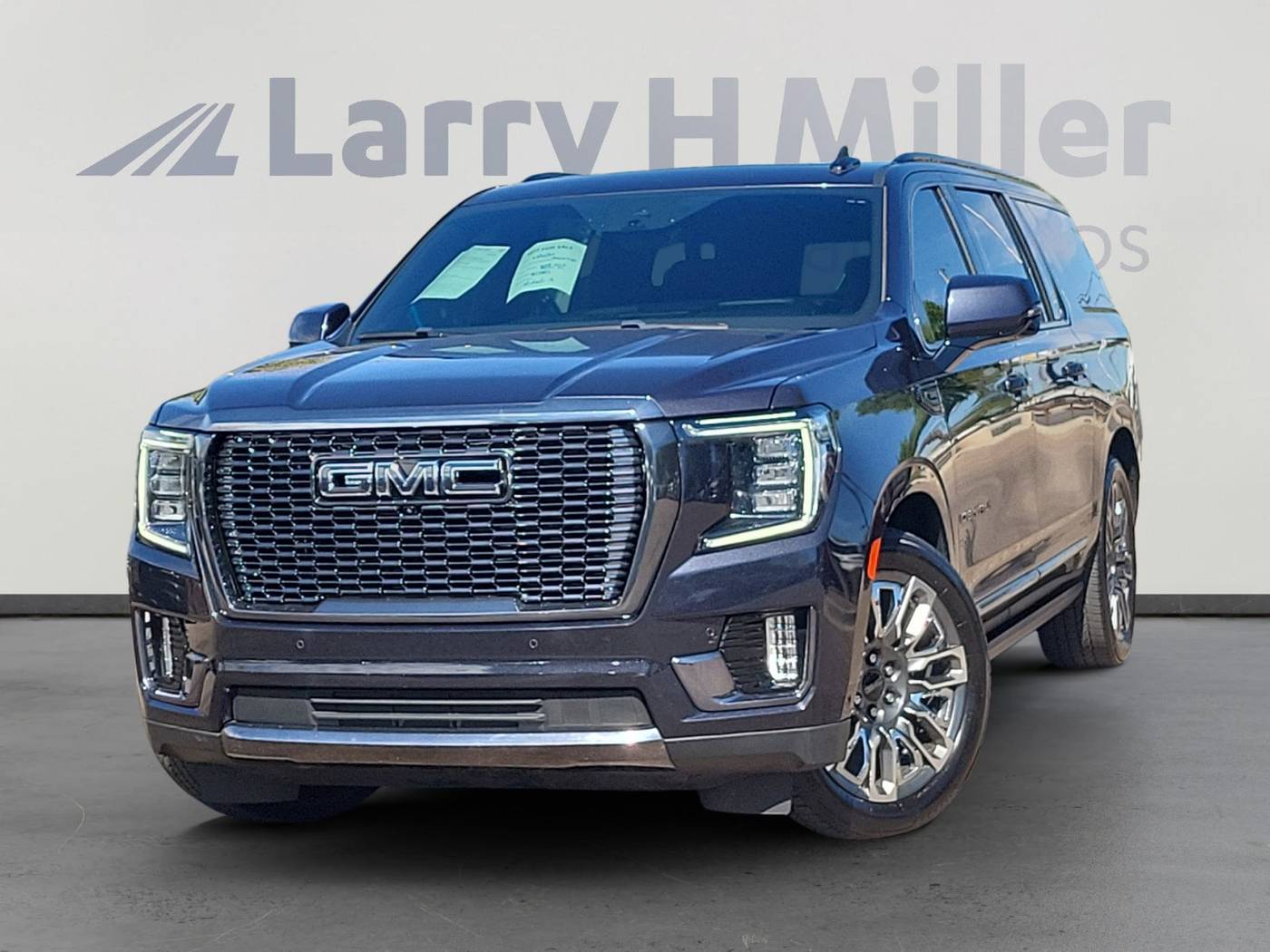 2023 GMC Yukon Denali Ultimate — SUV — 25,680 mi — Albuquerque, NM