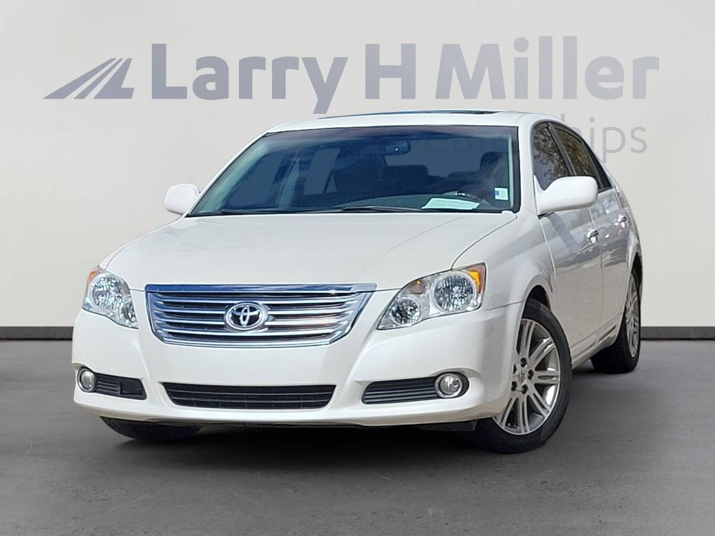 2010 Toyota Avalon Limited — Sedan — 88,047 mi — Albuquerque, NM