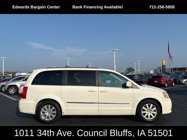 2013 Chrysler Town and Country Touring