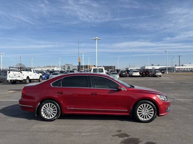 2016 Volkswagen Passat 1.8T SE — Sedan — 119,423 mi — Council Bluffs, IA