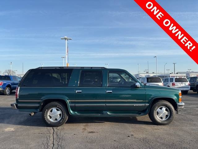 1999 Chevrolet Suburban Base — SUV — 104,226 mi — Council Bluffs, IA
