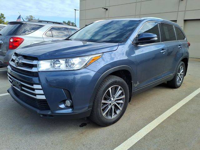 2019 Toyota Highlander XLE — SUV — 98,402 mi — Council Bluffs, IA