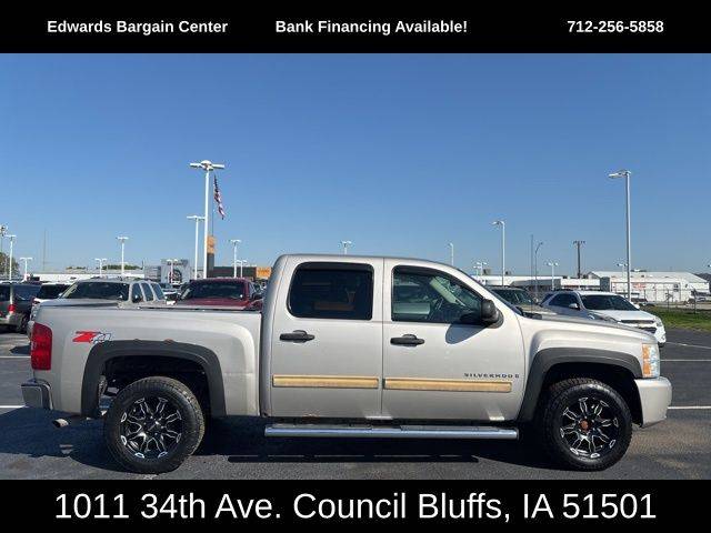 2009 Chevrolet Silverado 1500 LT — Pickup Truck — 215,894 mi — Council Bluffs, IA