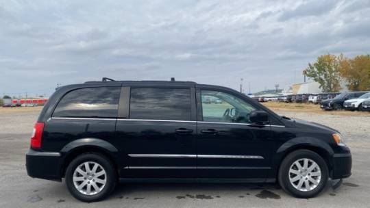 2015 Chrysler Town & Country Touring — Minivan — 210,962 mi — Council Bluffs, IA