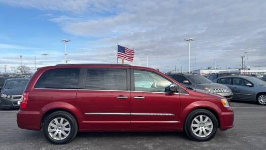 2012 Chrysler Town & Country Touring-L — Minivan — 87,227 mi — Council Bluffs, IA