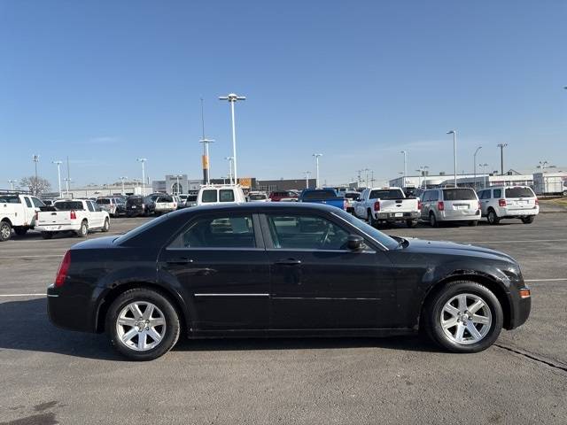 2007 Chrysler 300 Touring — Sedan — 200,559 mi — Council Bluffs, IA