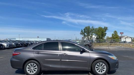 2015 Toyota Camry LE — Sedan — 193,668 mi — Council Bluffs, IA
