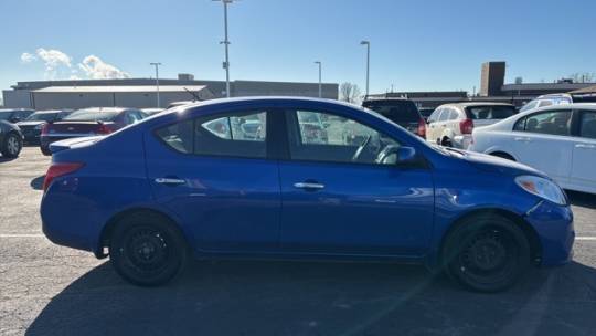 2014 Nissan Versa 1.6 SV — Sedan — 174,064 mi — Council Bluffs, IA