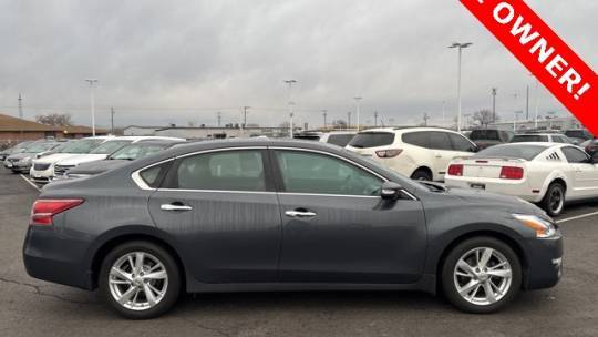 2013 Nissan Altima 2.5 SV — Sedan — 126,495 mi — Council Bluffs, IA