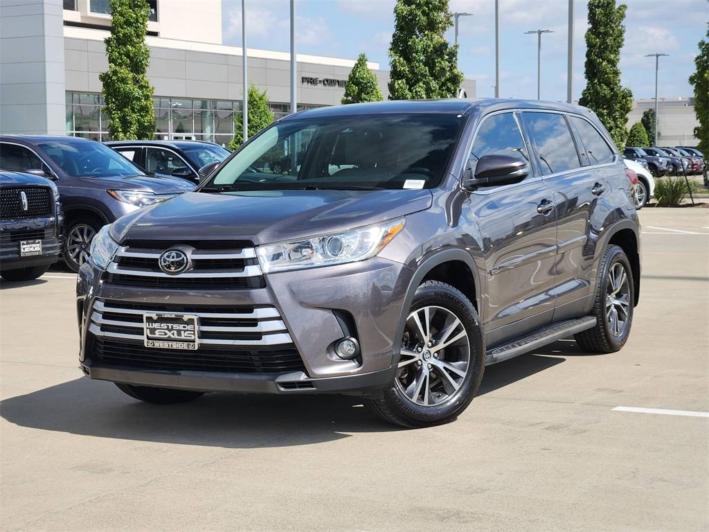 2019 Toyota Highlander LE V6 — SUV — 57,328 mi — Houston, TX
