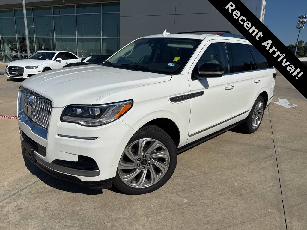 2024 Lincoln Navigator Premiere — SUV — 4,145 mi — Houston, TX