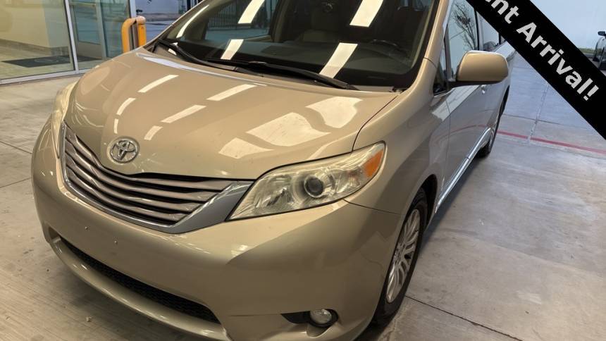 2016 Toyota Sienna XLE Premium — Minivan — 140,565 mi — Houston, TX
