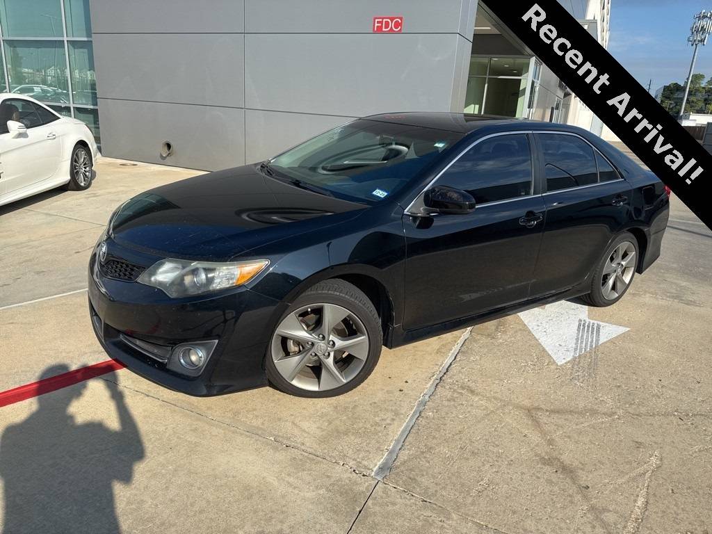 2014 Toyota Camry SE V6 — Sedan — 223,409 mi — Houston, TX