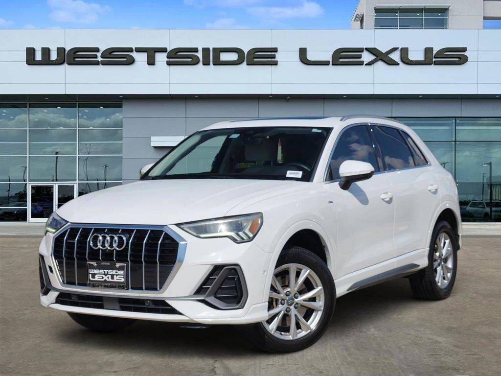2021 Audi Q3 S line Premium Plus