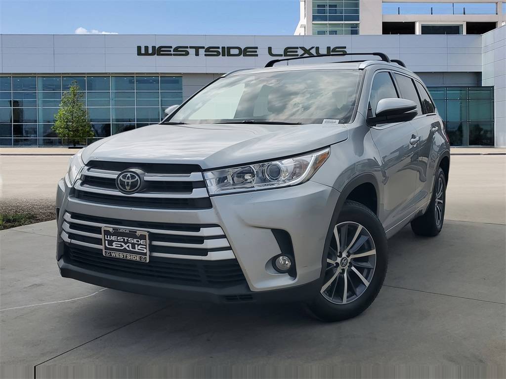 2017 Toyota Highlander XLE — SUV — 97,027 mi — Houston, TX