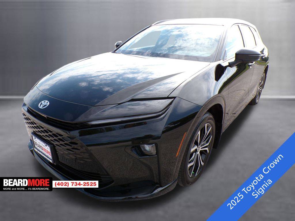 2025 Toyota Crown Signia XLE — SUV — 5,758 mi — bellevue, NE
