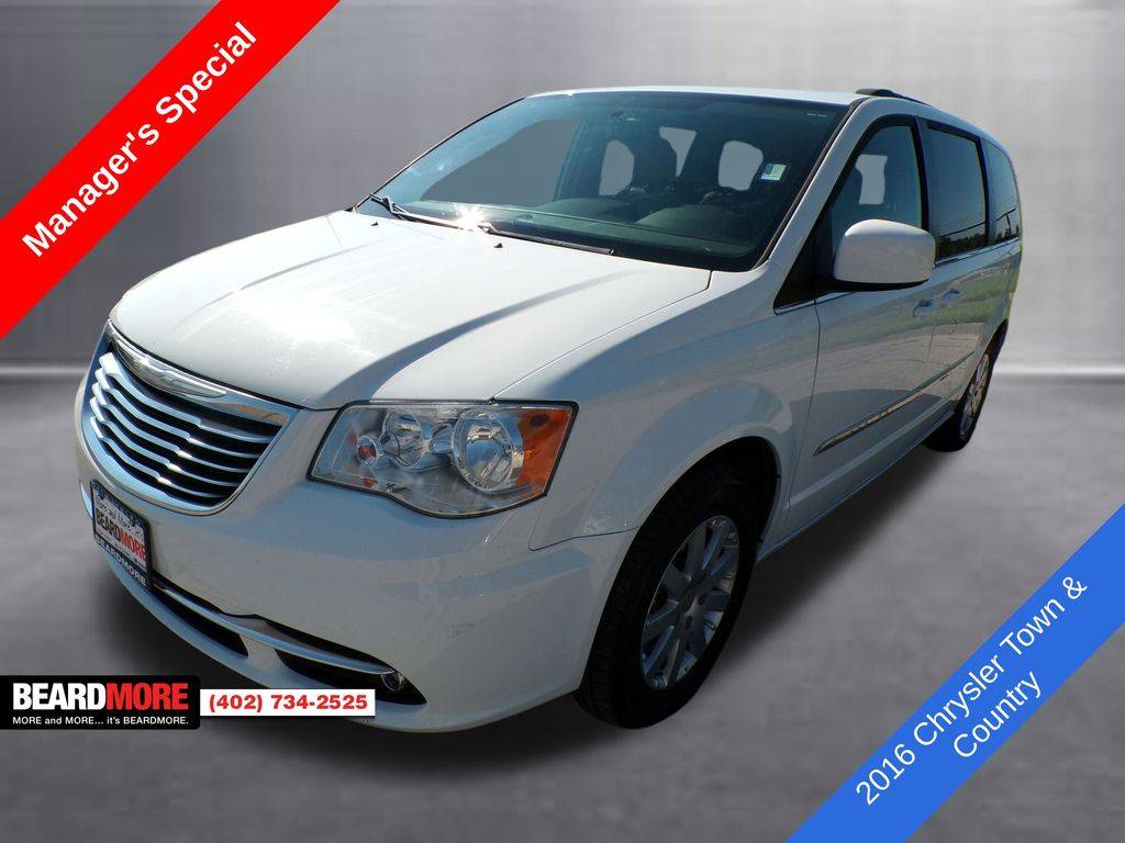 2016 Chrysler Town & Country Touring — Minivan — 175,775 mi — Bellevue, NE