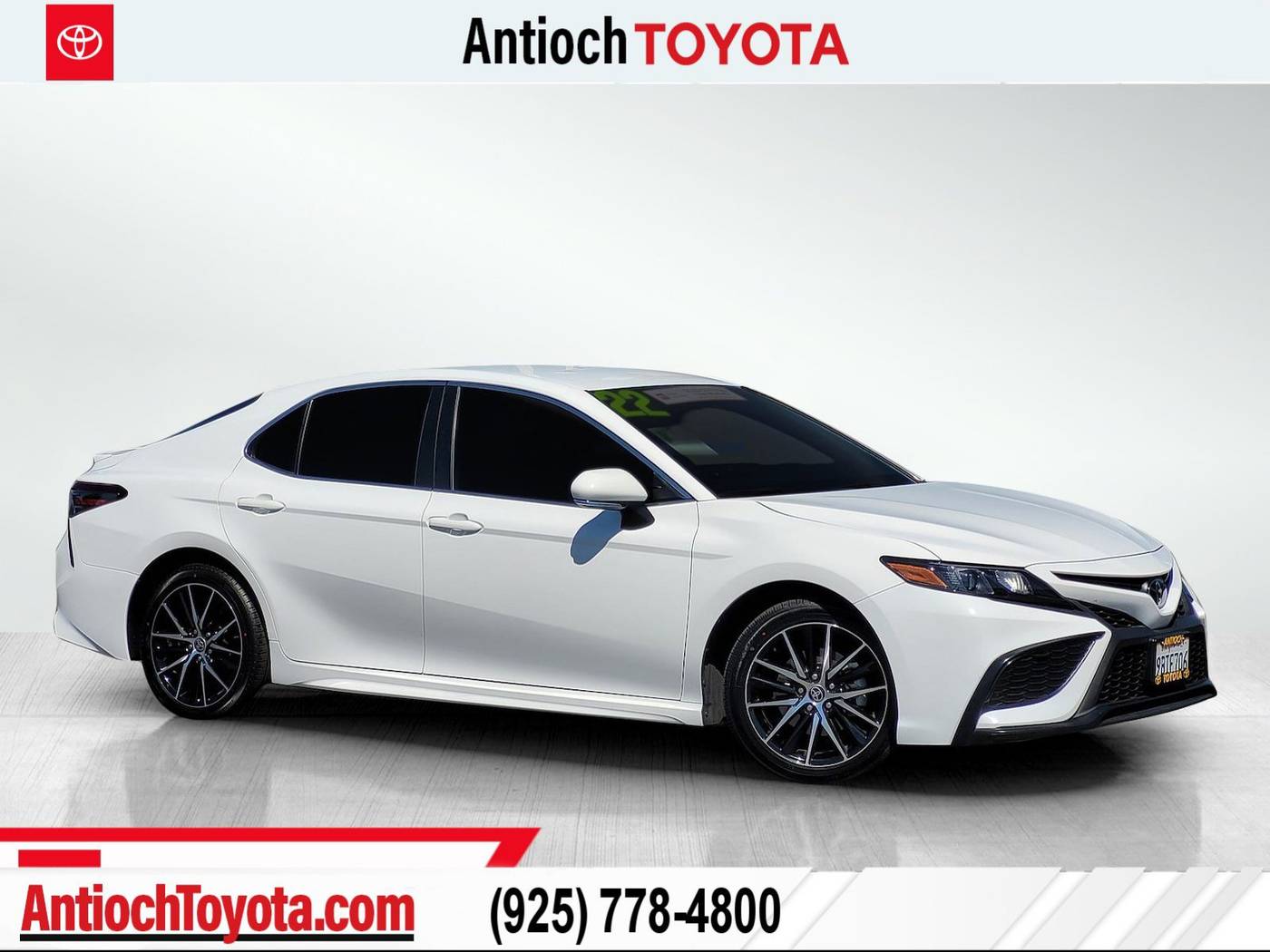 2022 Toyota Camry SE — Sedan — 43,315 mi — Antioch, CA